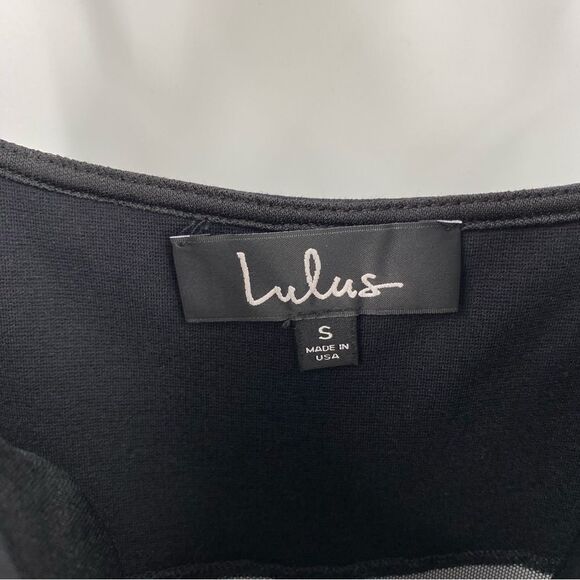 Lulu’s Women’s Keen Interest Black Mesh Peplum Top size S - Picture 3 of 4